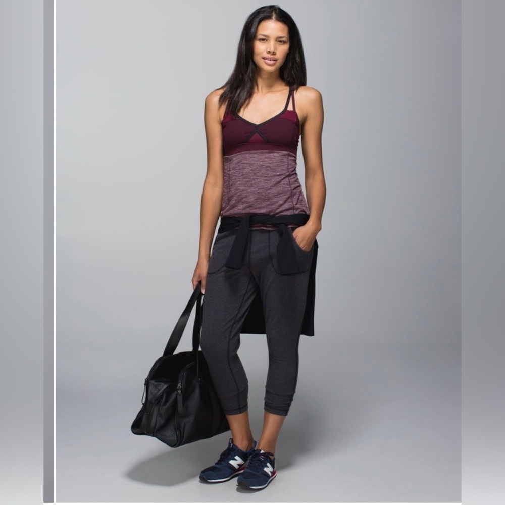 Lululemon Breathe In Tank
Heathered Bordeaux Drama / Bordeaux Drama / Rust Berry